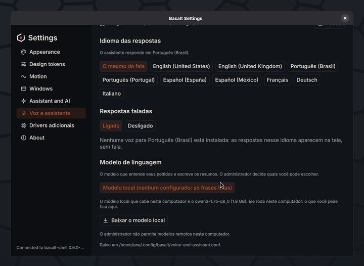 Basalt Settings window in Portuguese on the Voice and assistant page, with answer languages, spoken answers and a button to download the local model.